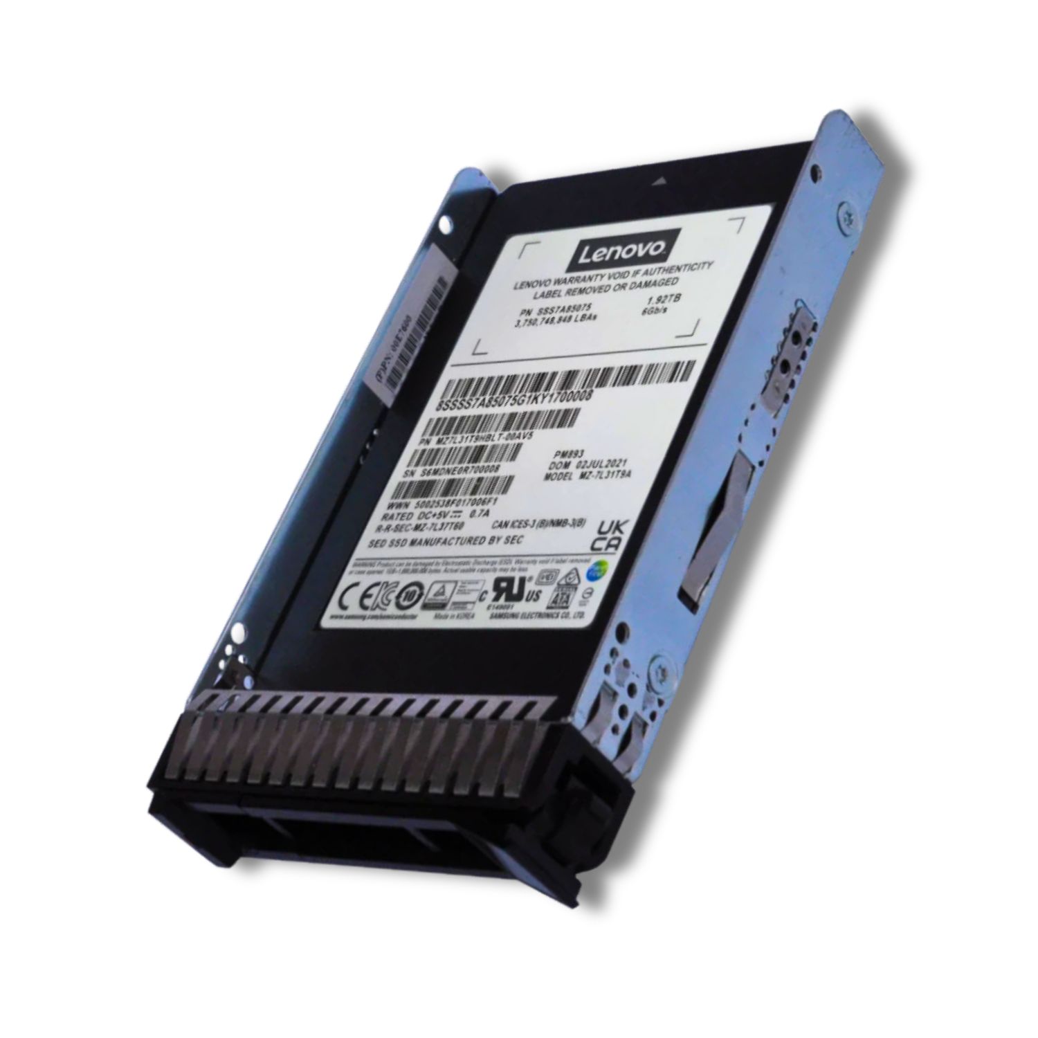 Disco solido Lenovo ThinkSystem 2.5" 1.92TB SATA 6Gb HS v2 – Lectura Intensiva 4XB7A90875